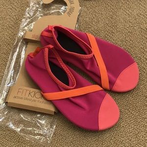 New FitKicks sz s
